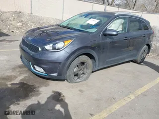 2019 Kia Niro Plug-In Hybrid LX with VIN KNDCM3LD9K5349391, listed as a IAAI auction lot 41784017 with 48,616 mi miles. Bid and sale history available at carsss.com. Image 17.