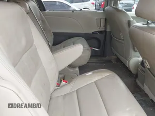 2017 Toyota Sienna XLE Auto Access Seat with VIN 5TDYZ3DC7HS853440, listed as a IAAI auction lot 41541247 with 76,905 mi miles and . Bid and sale history available at DreamBid. Image 8.