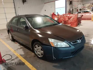 2005 Honda Accord LX z VIN 1HGCM56475A193520, wystawiony jako IAAI lot #42179560 z przebiegiem 177 858 mil mil oraz . Historia ofert i sprzedaży dostępna na DreamBid. Obrazek 1.