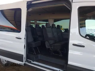 2024 Ford Transit Passenger XL z VIN 1FBAX2CG2RKA75017, wystawiony jako IAAI lot #42463080 z przebiegiem 20 185 mil mil oraz . Historia ofert i sprzedaży dostępna na DreamBid. Obrazek 8.