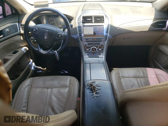 2017 Lincoln MKZ Hybrid Reserve z VIN 3LN6L5MU7HR602252, wystawiony jako Copart lot #62481445 z przebiegiem 142 003 mil mil oraz Czysty tytuł • Clean title. Historia ofert i sprzedaży dostępna na DreamBid. Obrazek 8.