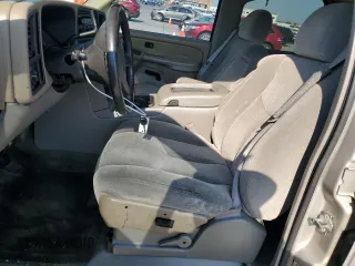 2004 GMC Yukon SLE z VIN 1GKEC13V64R277493, wystawiony jako Copart lot #68819754 z przebiegiem 125 731 mil mil oraz Szkoda całkowita • Salvage title. Historia ofert i sprzedaży dostępna na DreamBid. Obrazek 7.