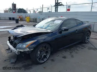2014 Infiniti Q60 Coupe Journey with VIN JN1CV6EK1EM111283, listed as a IAAI auction lot 41448127 with 96,921 mi miles. Bid and sale history available at carsss.com. Image 2.