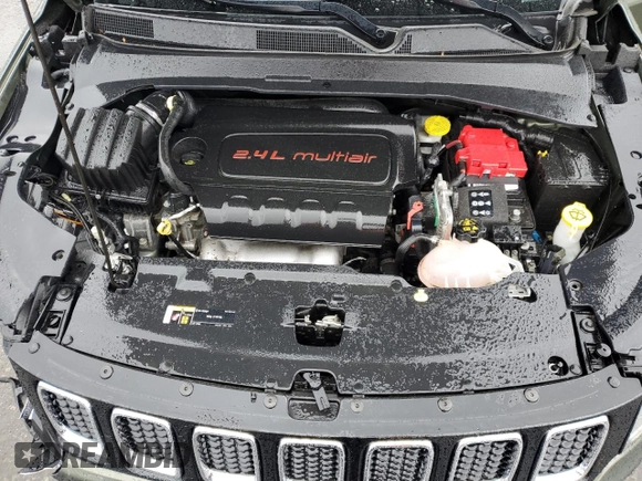 2019 Jeep Compass Latitude z VIN 3C4NJDBB8KT674296, wystawiony jako Copart lot #57901855 z przebiegiem 76 339 mil mil oraz Szkoda całkowita • Salvage title. Historia ofert i sprzedaży dostępna na DreamBid. Obrazek 12.