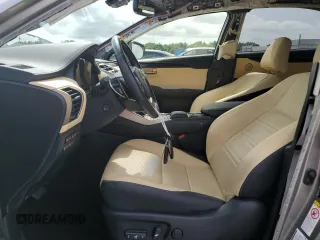 2019 Lexus NX 300 z VIN JTJBARBZ8K2190723, wystawiony jako Copart lot #60831895 z przebiegiem 28 268 mil mil oraz Szkoda całkowita • Salvage title. Historia ofert i sprzedaży dostępna na DreamBid. Obrazek 7.