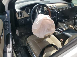 2011 Mercedes-Benz R 350 with VIN 4JGCB2FEXBA128759, listed as a Copart auction lot 74348994 with 116,892 mi miles and Salvage Title. Bid and sale history available at DreamBid. Image 8.