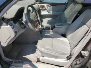2001 Mercedes-Benz E-Class with VIN WDBJF65J01B225871, listed as a Copart auction lot 66136994 with 2,139,454 mi miles and Clean Title. Bid and sale history available at carsss.com. Image 7.