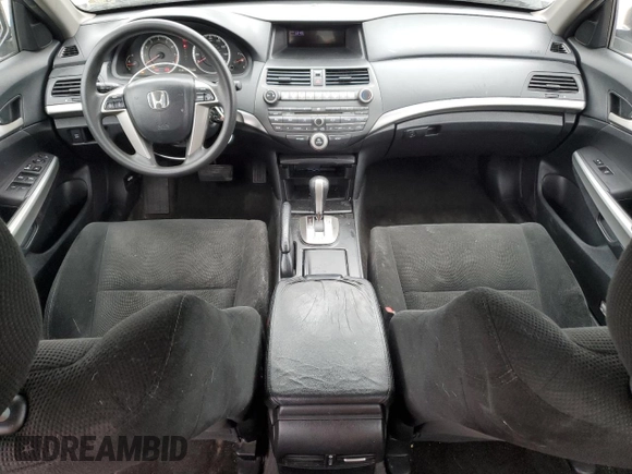 2010 Honda Accord EX z VIN 1HGCP2F73AA068900, wystawiony jako Copart lot #48890105 z przebiegiem 253 819 mil mil oraz Szkoda całkowita • Salvage title. Historia ofert i sprzedaży dostępna na DreamBid. Obrazek 8.