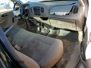 2003 Ford F-150 XL z VIN 1FTRF18243NB75182, wystawiony jako Copart lot #41501655 z przebiegiem Nie podano mil oraz Szkoda całkowita • Salvage title. Historia ofert i sprzedaży dostępna na DreamBid. Obrazek 8.