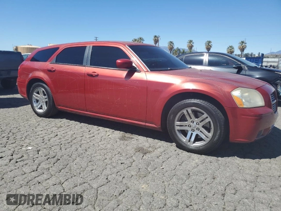 2006 Dodge Magnum R/T z VIN 2D4GV57256H121134, wystawiony jako Copart lot #49896945 z przebiegiem 83 640 mil mil oraz Szkody całkowita. Historia ofert i sprzedaży dostępna na DreamBid. Obrazek 4.