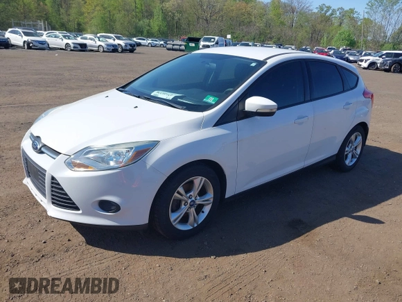 2013 Ford Focus SE with VIN 1FADP3K26DL262144, listed as a IAAI auction lot 42140228 with 107,379 mi miles. Bid and sale history available at carsss.com. Image 2.
