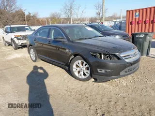 2010 Ford Taurus SEL с VIN 1FAHP2EW7AG160656, выставлен на аукционе IAAI как лот 41764390 с пробегом 152 864 миль миль и . История ставок и продаж доступна на DreamBid. Изображение 1.