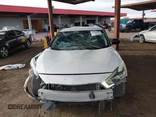 2018 Nissan Maxima SR with VIN 1N4AA6AP1JC397613, listed as a IAAI auction lot 41557340 with 84,749 mi miles. Bid and sale history available at carsss.com. Image 6.