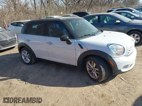2012 MINI Countryman z VIN WMWZB3C51CWM03056, wystawiony jako IAAI lot #41743353 z przebiegiem 117 290 mil mil oraz . Historia ofert i sprzedaży dostępna na DreamBid. Obrazek 1.