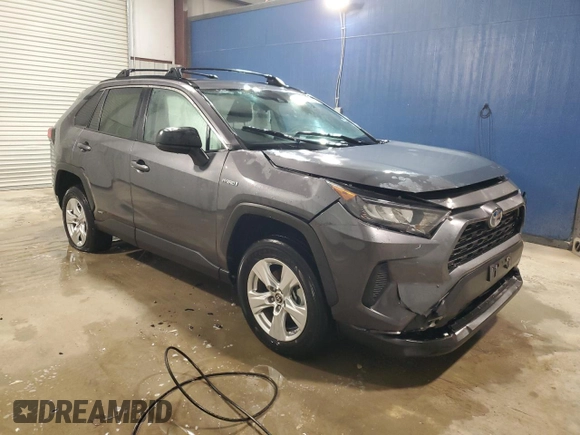 2021 Toyota RAV4 Hybrid LE with VIN 4T3LWRFV2MU026457, listed as a Copart auction lot 46885145 with 40,219 mi miles and Clean Title. Bid and sale history available at carsss.com. Image 4.