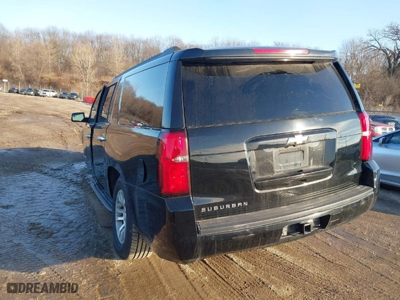 2019 Chevrolet Suburban LT with VIN 1GNSKHKC2KR120137, listed as a IAAI auction lot 41522957 with NaN miles. Bid and sale history available at carsss.com. Image 3.