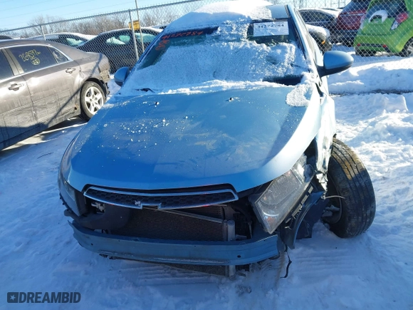 2012 Chevrolet Cruze LT w/1LT with VIN 1G1PF5SC1C7139978, listed as a IAAI auction lot 41272784 with 147,537 mi miles. Bid and sale history available at carsss.com. Image 13.