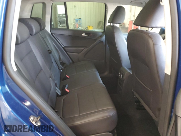 2010 Volkswagen Tiguan Wolfsburg Edition с VIN WVGAV7AX8AW002308, выставлен на аукционе Copart как лот 55939675 с пробегом 120 057 миль миль и Списание • Salvage title. История ставок и продаж доступна на DreamBid. Изображение 11.
