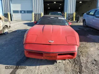 1990 Chevrolet Corvette z VIN 1G1YY3384L5111942, wystawiony jako Copart lot #75481214 z przebiegiem 91 731 mil mil oraz Szkoda całkowita • Salvage title. Historia ofert i sprzedaży dostępna na DreamBid. Obrazek 5.