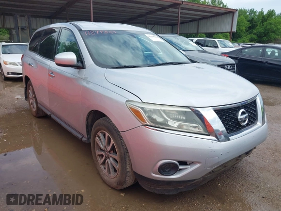 2014 Nissan Pathfinder SV with VIN 5N1AR2MM7EC630151, listed as a IAAI auction lot 42118516 with 165,431 mi miles. Bid and sale history available at carsss.com. Image 1.