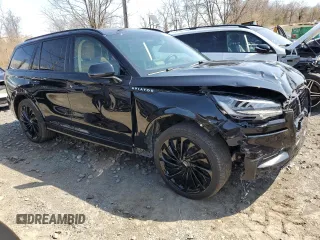 2024 Lincoln Aviator Reserve z VIN 5LM5J7XC5RGL07026, wystawiony jako Copart lot #53315985 z przebiegiem 1 606 mil mil oraz Szkoda całkowita • Salvage title. Historia ofert i sprzedaży dostępna na DreamBid. Obrazek 4.