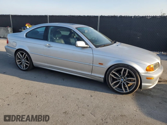 2002 BMW 3 Series 325Ci z VIN WBABN33462PG59754, wystawiony jako Copart lot #56174855 z przebiegiem 107 195 mil mil oraz Czysty tytuł • Clean title. Historia ofert i sprzedaży dostępna na DreamBid. Obrazek 4.