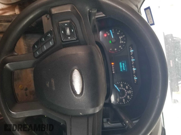 2018 Ford F-150 XL with VIN 1FTFX1E50JKF31298, listed as a IAAI auction lot 42777733 with 152,204 mi miles and . Bid and sale history available at DreamBid. Image 7.