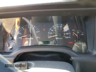 2000 Jeep Cherokee z VIN 1J4FF48S0YL142309, wystawiony jako Copart lot #46277785 z przebiegiem 148 966 mil mil oraz Nie do naprawy • Non repairable. Historia ofert i sprzedaży dostępna na DreamBid. Obrazek 9.
