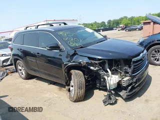 2015 Toyota Highlander XLE z VIN 5TDJKRFH2FS224327, wystawiony jako IAAI lot #42395386 z przebiegiem 118 760 mil mil oraz . Historia ofert i sprzedaży dostępna na DreamBid. Obrazek 1.