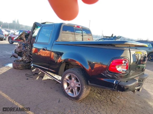 2001 Ford F-150 SuperCrew XLT with VIN 1FTRW07L21KB66211, listed as a IAAI auction lot 41286499 with 1 mi miles. Bid and sale history available at carsss.com. Image 3.