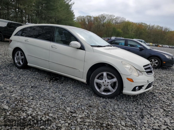 2008 Mercedes-Benz R 3.5L with VIN 4JGCB65EX8A082965, listed as a Copart auction lot 53811395 with 124,483 mi miles and Salvage title. Bid and sale history available at DreamBid. Image 4.