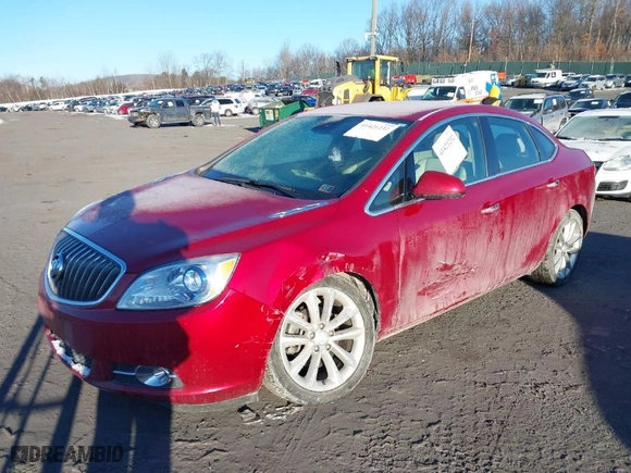 2013 Buick Verano with VIN 1G4PP5SK3D4147882, listed as a IAAI auction lot 41421232 with 32,447 mi miles. Bid and sale history available at carsss.com. Image 2.