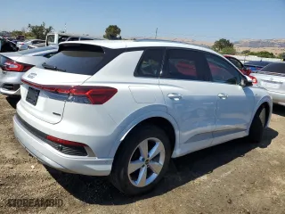 2024 Audi Q4 e-tron Premium Plus with VIN WA1LUBFZXRP035033, listed as a Copart auction lot 63531164 with 1,166 mi miles and Salvage Title. Bid and sale history available at carsss.com. Image 3.
