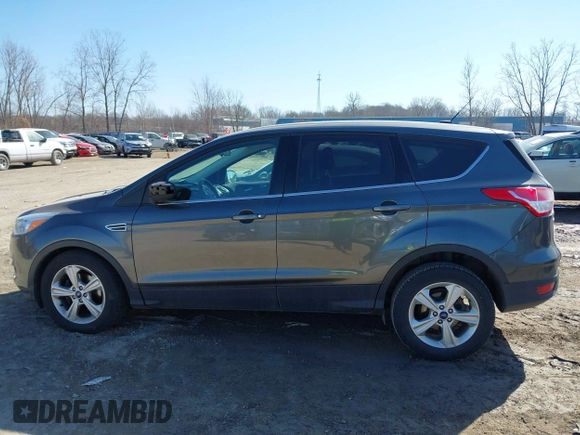 2016 Ford Escape SE with VIN 1FMCU0G73GUC76322, listed as a IAAI auction lot 41796746 with 61,821 mi miles. Bid and sale history available at carsss.com. Image 15.