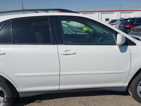 2004 Lexus RX 330 with VIN JTJHA31U140010865, listed as a IAAI auction lot 41869057 with 262,873 mi miles. Bid and sale history available at carsss.com. Image 13.