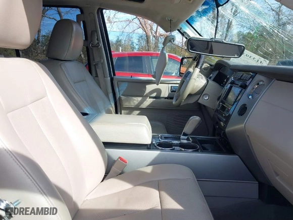2014 Ford Expedition Limited with VIN 1FMJU2A50EEF22809, listed as a IAAI auction lot 41339349 with 111,455 mi miles. Bid and sale history available at carsss.com. Image 5.