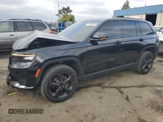 2022 Jeep Grand Cherokee Laredo with VIN 1C4RJHAGXN8633046, listed as a Copart auction lot 77960944 with 41,830 mi miles and Clean title. Bid and sale history available at DreamBid. Image 1.