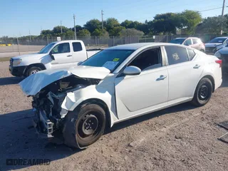 2019 Nissan Altima 2.5 S with VIN 1N4BL4BVXKC188940, listed as a IAAI auction lot 41714275 with 75,521 mi miles. Bid and sale history available at carsss.com. Image 17.
