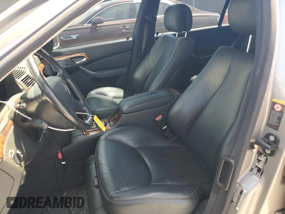 2006 Mercedes-Benz S 500 z VIN WDBNG75J76A474265, wystawiony jako Copart lot #53900555 z przebiegiem 131 481 mil mil oraz Szkody całkowita. Historia ofert i sprzedaży dostępna na DreamBid. Obrazek 7.