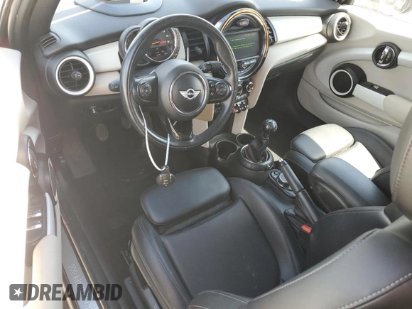 2016 MINI Convertible S with VIN WMWWG9C51G3A92388, listed as a Copart auction lot 43527125 with 144,454 mi miles and Salvage Title. Bid and sale history available at DreamBid. Image 8.