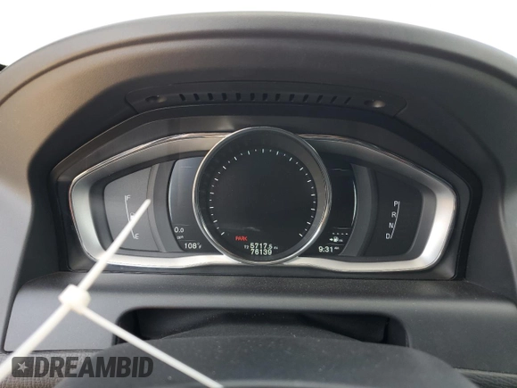 2016 Volvo XC60 T6 Drive-E z VIN YV449MDK9G2784944, wystawiony jako Copart lot #57964524 z przebiegiem 76 139 mil mil oraz Szkoda całkowita • Salvage title. Historia ofert i sprzedaży dostępna na DreamBid. Obrazek 9.