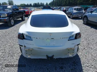 2016 Tesla Model S 90D z VIN 5YJSA1E29GF160332, wystawiony jako IAAI lot #42593749 z przebiegiem 92 702 mil mil oraz . Historia ofert i sprzedaży dostępna na DreamBid. Obrazek 17.