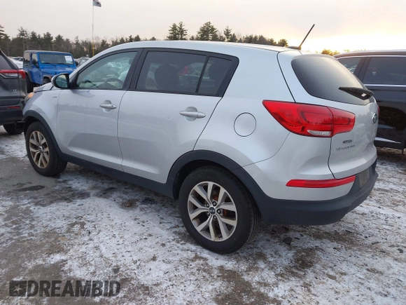 2015 Kia Sportage LX with VIN KNDPBCAC2F7792610, listed as a IAAI auction lot 41249421 with 190,680 mi miles and . Bid and sale history available at DreamBid. Image 3.