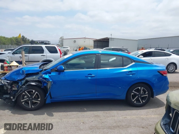 2024 Nissan Sentra SV with VIN 3N1AB8CV2RY387421, listed as a IAAI auction lot 42362993 with 9,068 mi miles and . Bid and sale history available at DreamBid. Image 15.