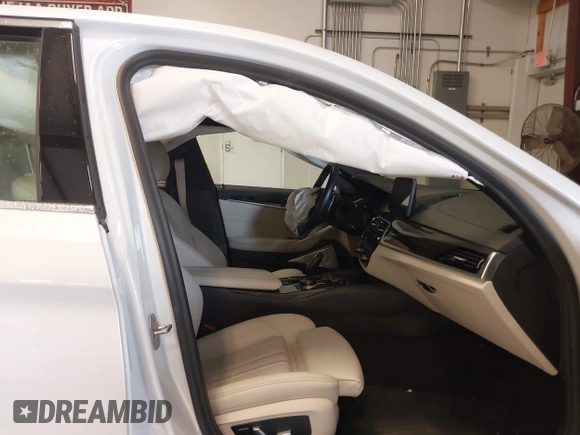 2021 BMW 5 Series 530i with VIN WBA53BH06MCG96915, listed as a IAAI auction lot 41640813 with 50,562 mi miles and . Bid and sale history available at DreamBid. Image 5.