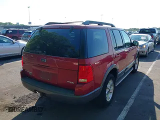 2005 Ford Explorer XLT z VIN 1FMZU73E454A63576, wystawiony jako IAAI lot #42532397 z przebiegiem 99 903 mil mil oraz . Historia ofert i sprzedaży dostępna na DreamBid. Obrazek 4.