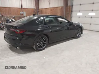 2025 Acura TLX w/A-Spec Package with VIN 19UUB6F50SA000385, listed as a IAAI auction lot 41988181 with 4,231 mi miles and . Bid and sale history available at DreamBid. Image 4.