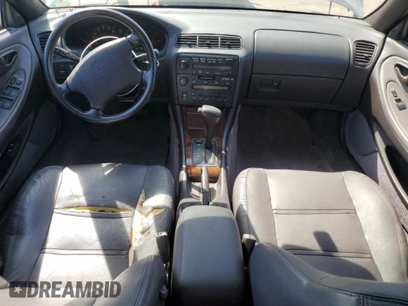 1996 Lexus ES 300 z VIN JT8BF12G3T0149822, wystawiony jako Copart lot #53803495 z przebiegiem 53 648 mil mil oraz Czysty tytuł • Clean title. Historia ofert i sprzedaży dostępna na DreamBid. Obrazek 8.
