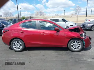 2016 Scion iA with VIN 3MYDLBZV7GY106529, listed as a IAAI auction lot 41915609 with 81,331 mi miles. Bid and sale history available at carsss.com. Image 13.