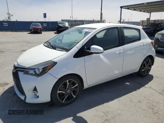 2015 Toyota Yaris L z VIN VNKKTUD3XFA047025, wystawiony jako Copart lot #53715395 z przebiegiem Nie podano mil oraz Czysty tytuł • Clean title. Historia ofert i sprzedaży dostępna na DreamBid. Obrazek 1.